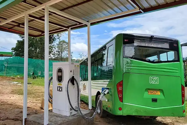 Ruandada IZI Elektrikli Avtobuslar üçün AMPPAL DC Sürətli Doldurma Layihəsi